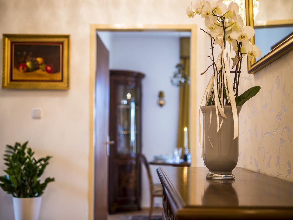 Apartment "Maria Theresia" Graz Luaran gambar
